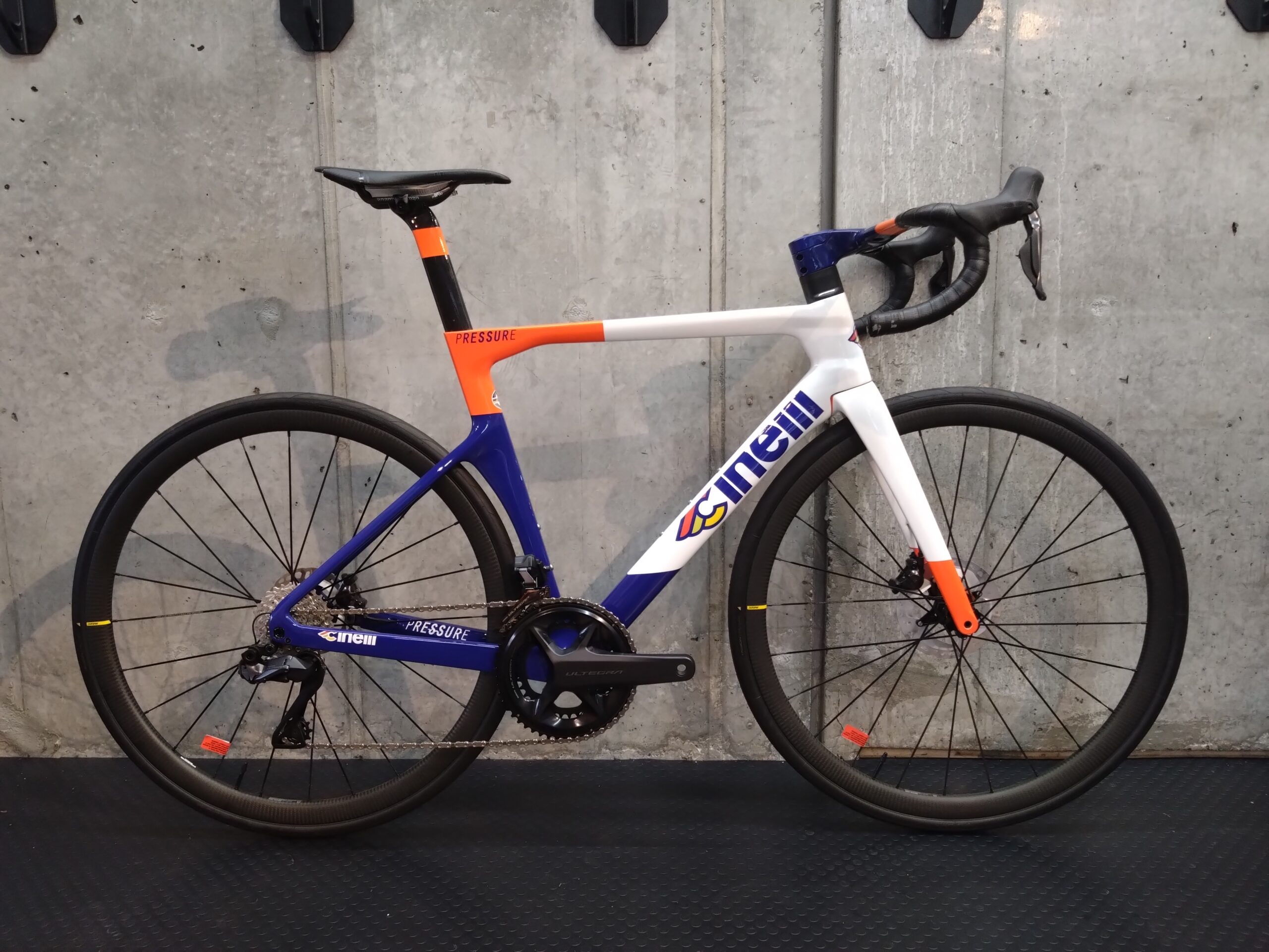 【CINELLI】掘り出し物入荷‼【PRESSURE】