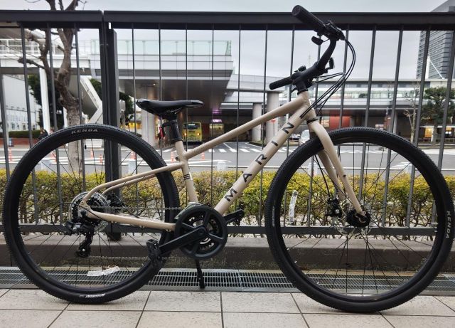 普段使いに丁度良いクロスバイク入荷しました。