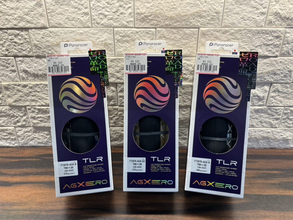 パナレーサーから新タイヤが登場！～AZXERO～